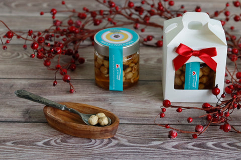 CONFEZIONE NATALIZIA con miele e nocciole