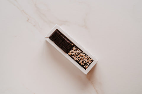 Cosi Cosi Dark chocolate with hazelnuts