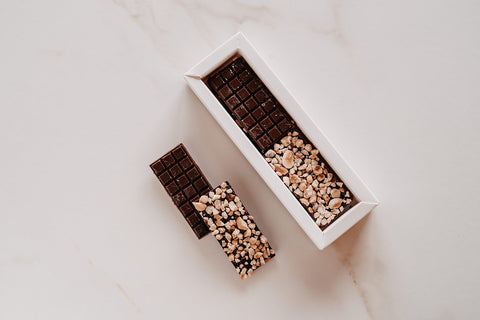 Cosi Cosi Dark chocolate with hazelnuts