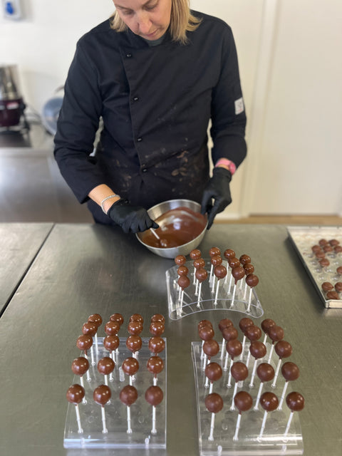 Lilli Pop with chopped hazelnuts